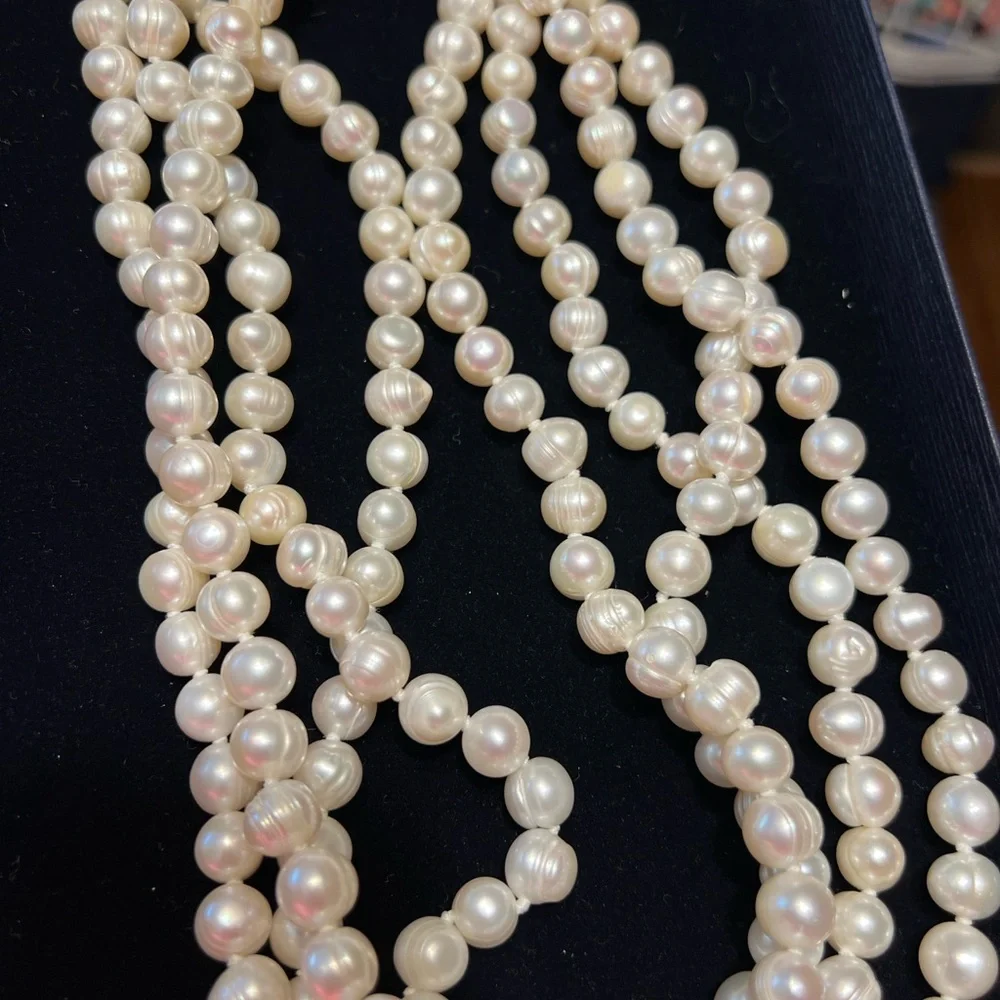 Stauer Pearl Necklace 40” - Picture 4 of 6